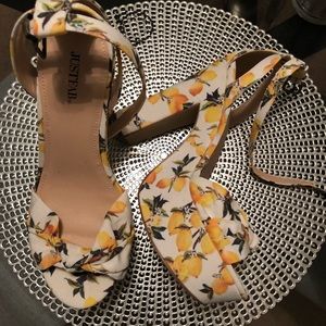 Lemonade platform heel size 10
